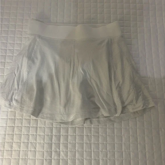 White Mesh tennis Skirt - Picture 1 of 2